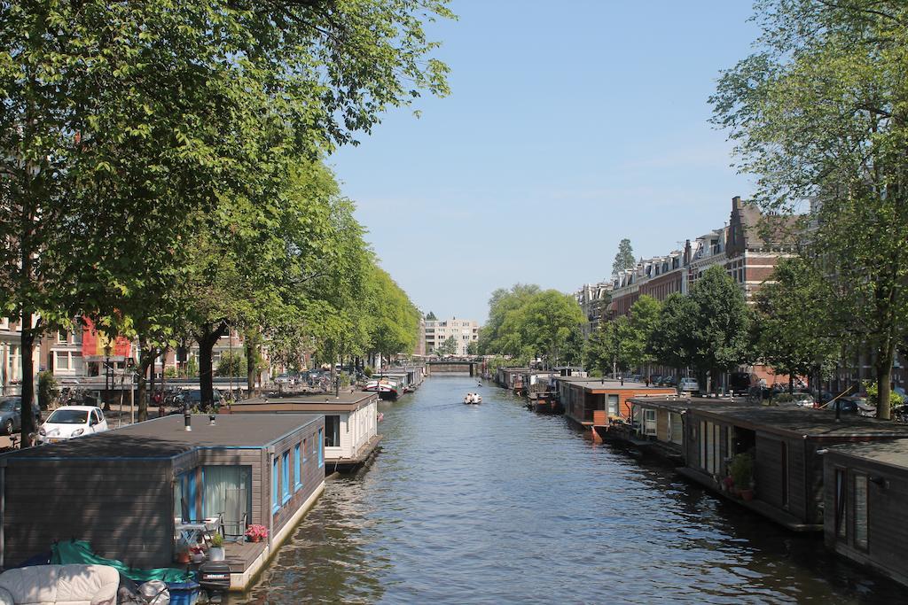 Great Bed And Breakfast Amsterdam Room photo